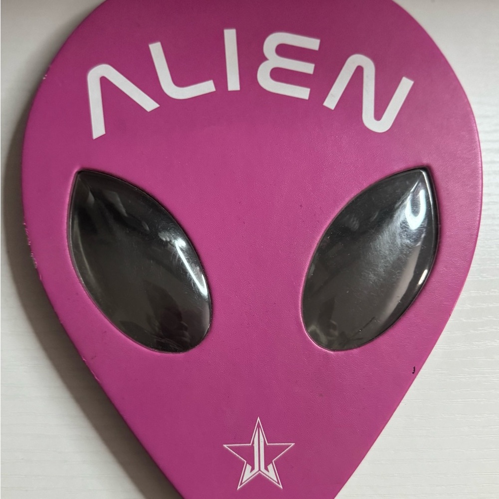 Jeffree Star Alien Eyeshadow Palette - Pink and Black